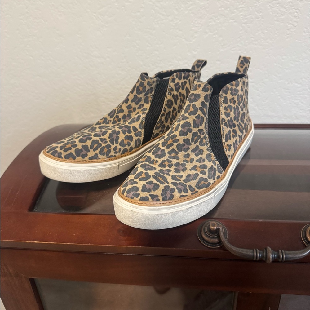 Toms Animal Print Slip-On Shoes